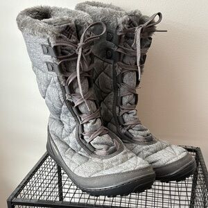 Columbia Women's Gray Quilted Winter Boots